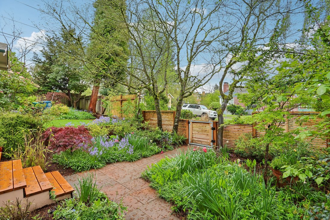 House in Seattle, Washington, United States 2 - 17757379