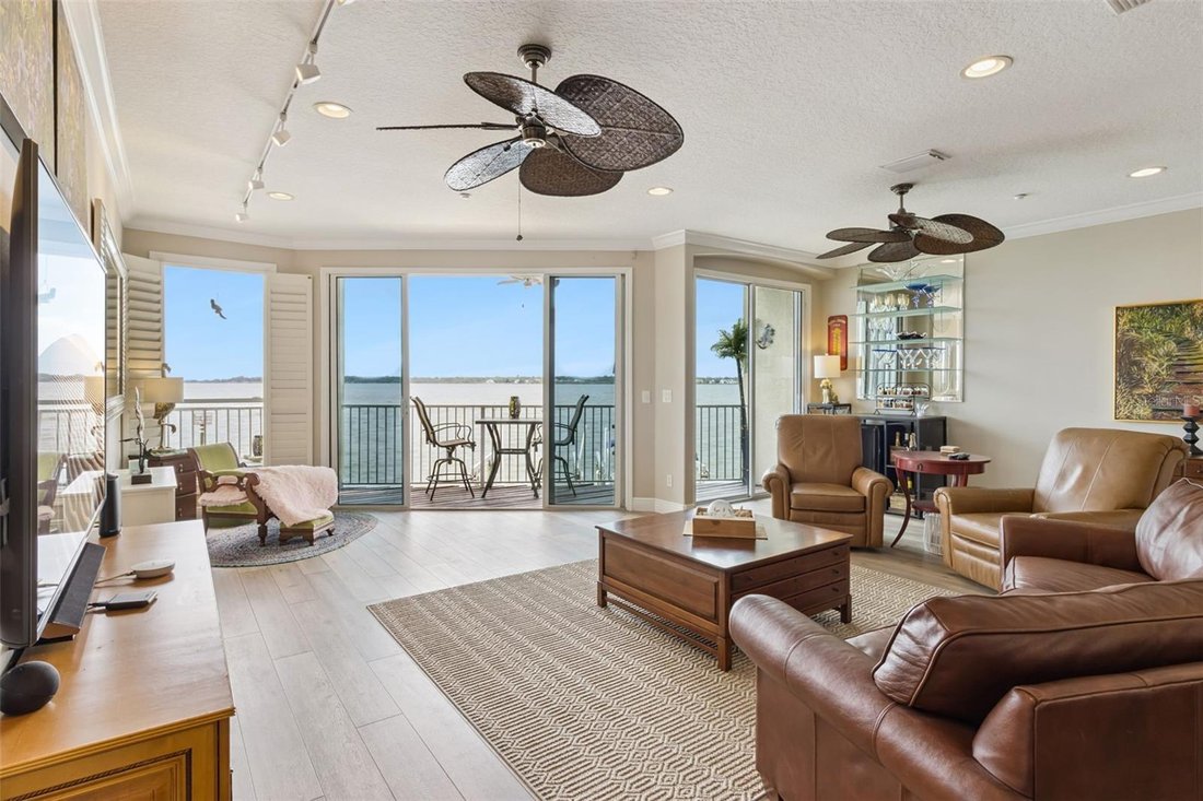 Townhouse in Oldsmar, Florida, United States 5 - 17757475