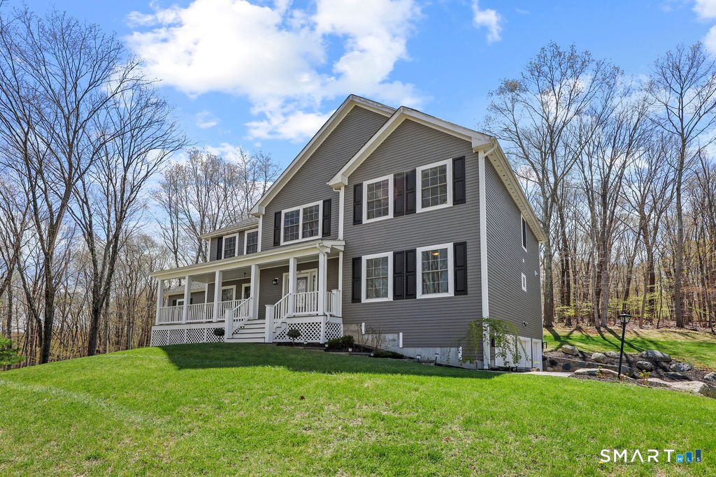 House in Monroe, Connecticut, United States 2 - 17757879
