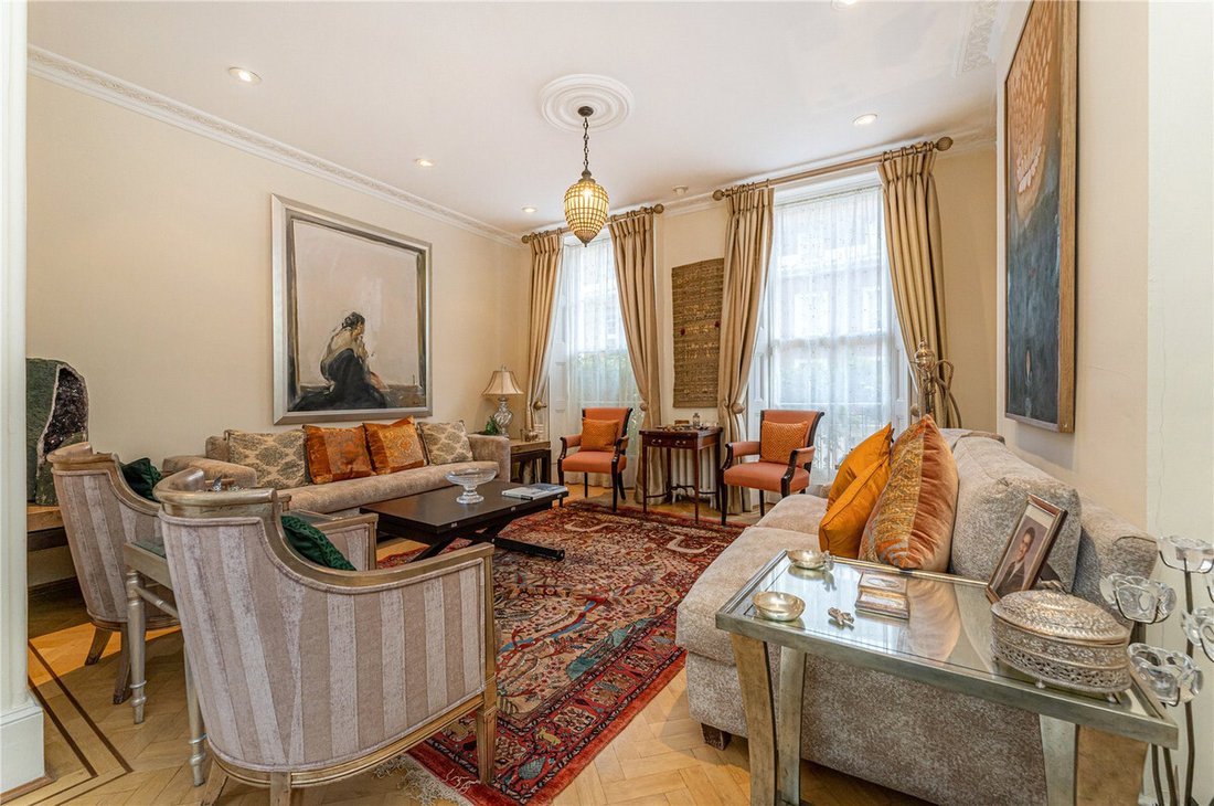 House in Hyde Park, Westminster, England 2 - 17754949