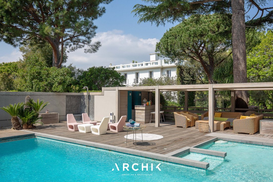 House in Cannes, Provence-Alpes-Côte d'Azur, France 1 - 17760027