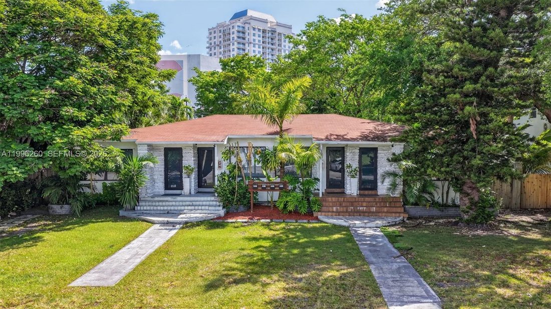 Miami, Florida, United States 1 - 17648382