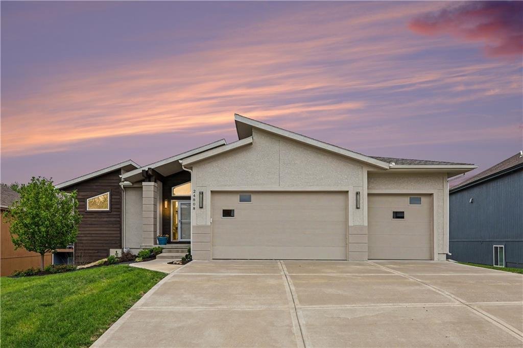 House in Lenexa, Kansas, United States 1 - 17760131