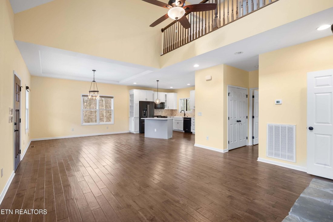 House in Lenoir City, Tennessee, United States 4 - 17758935
