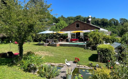 House in Alby-sur-Cheran, Auvergne-Rhône-Alpes, France 1