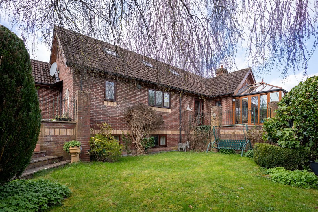Bungalow in Upper Colwall, England 2 - 17762147
