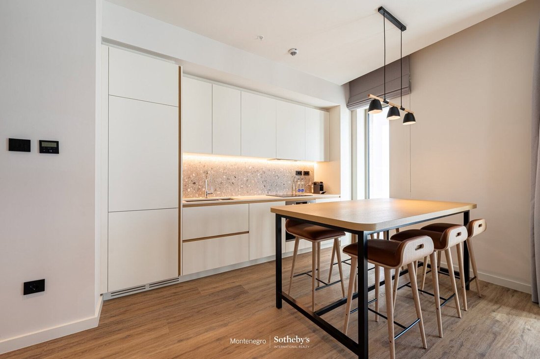 Apartment in Tivat, Tivat Municipality, Montenegro 4 - 17756913