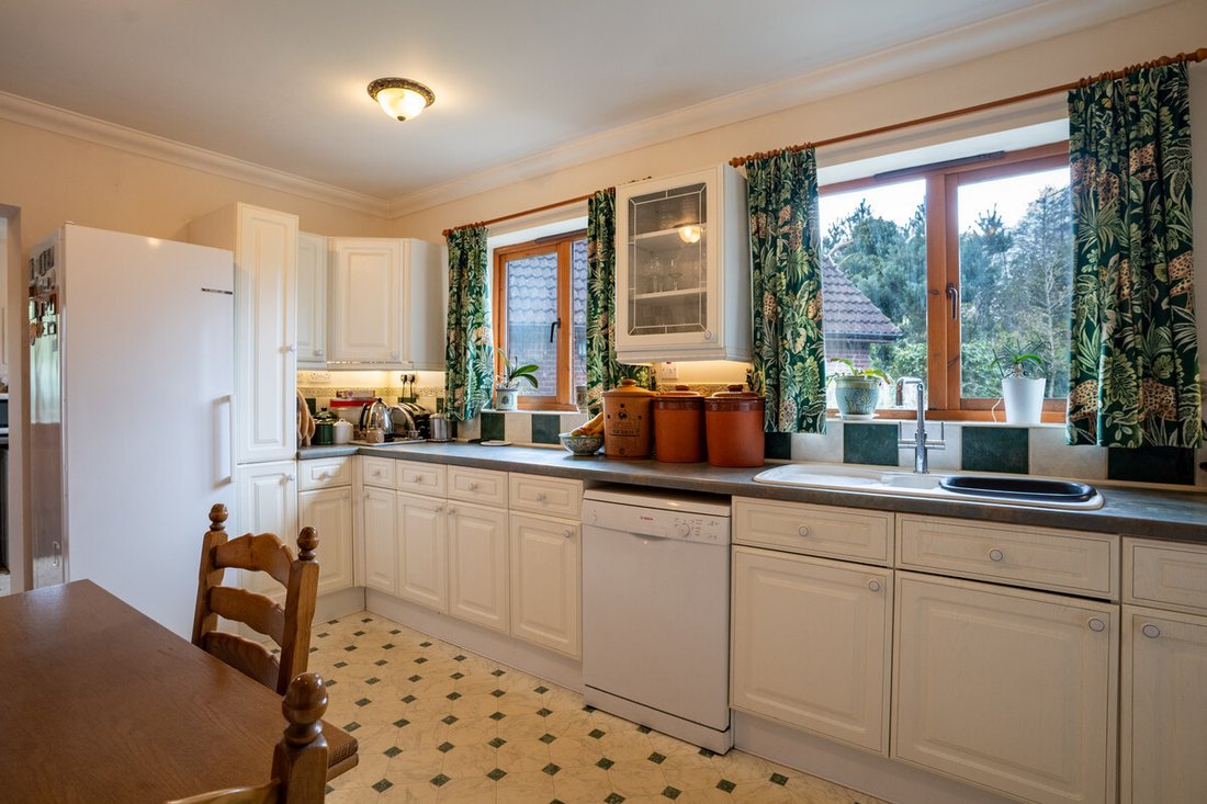 Bungalow in Upper Colwall, England 5 - 17762147