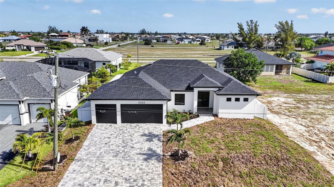 House in Cape Coral, Florida, United States 3 - 17761997