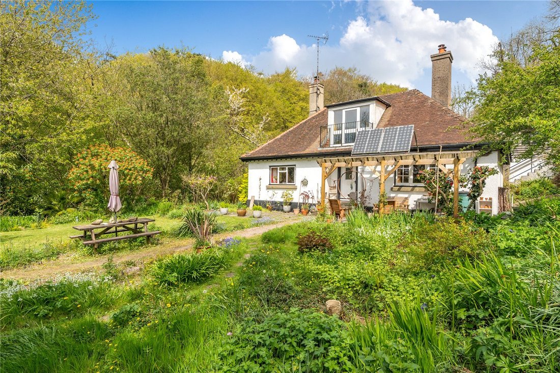 House in Combpyne, England 3 - 17754857