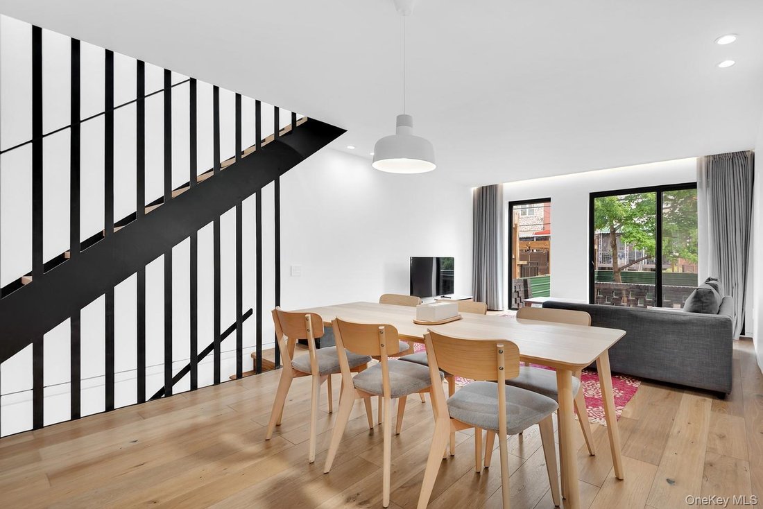 House in New York, New York, United States 2 - 17758249