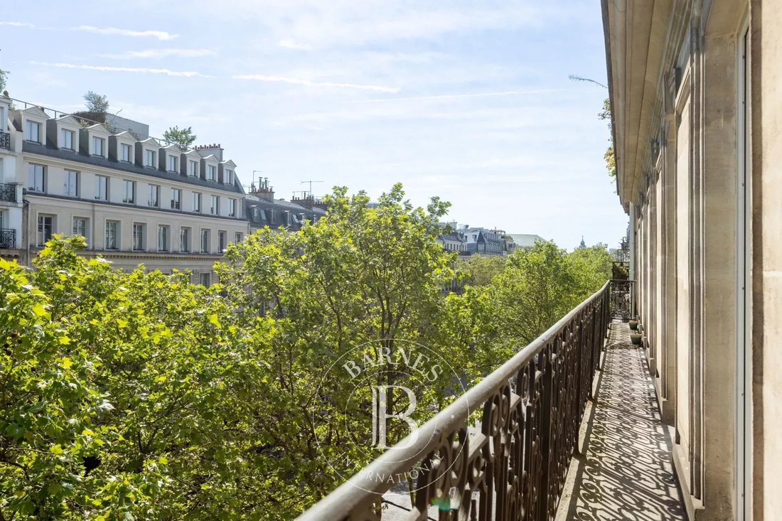 Apartment in Elysées-Madeleine, Paris 8e Arrondissement, Paris 1 - 17757177
