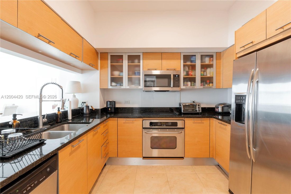 Condo in Miami, Florida, United States 5 - 17756442