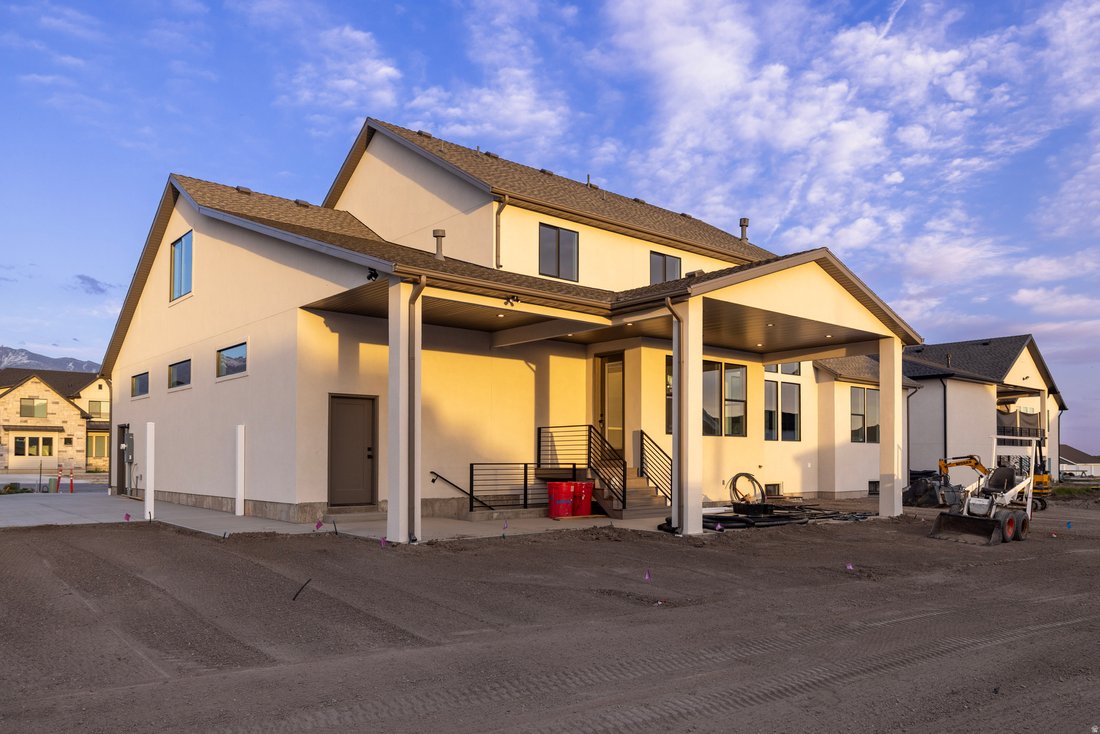 House in Layton, Utah, United States 3 - 17762025
