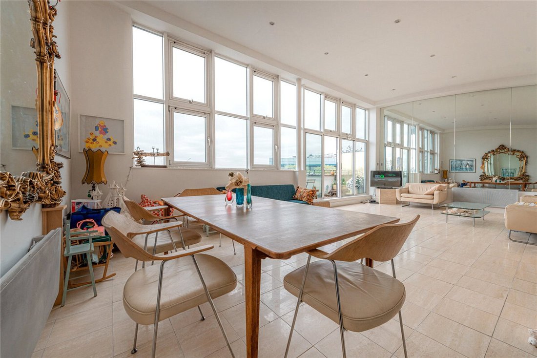 Apartment in EC1, Islington, England 5 - 17755330