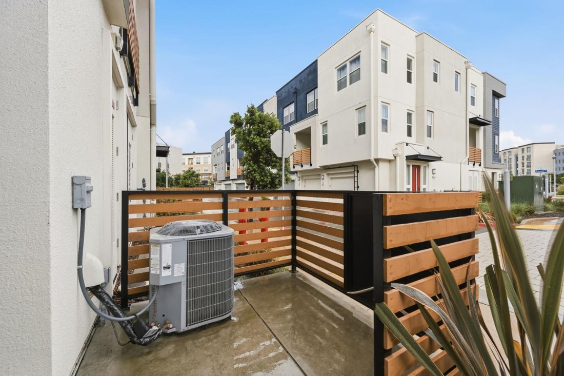 Condo in San Mateo, California, United States 5 - 17759208