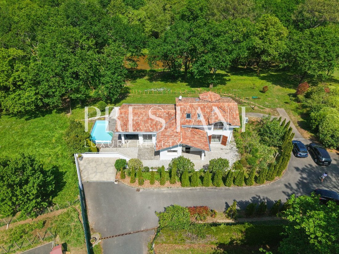 House in Arcangues, Nouvelle-Aquitaine, France 3 - 17760331
