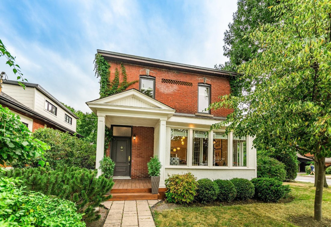 House in Saint-Lambert, Quebec, Canada 1 - 17760238