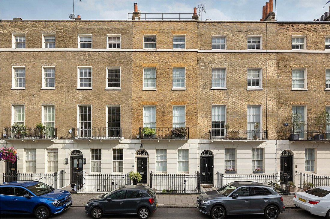 House in Hyde Park, Westminster, England 2 - 17755007
