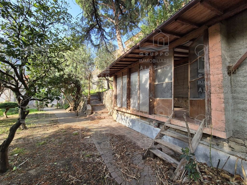 Villa in Central Hill, Alassio, Liguria 2 - 17758088