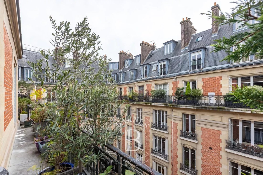 Apartment in Hoche-Friedland, Paris 8e Arrondissement, Paris 4 - 17757128