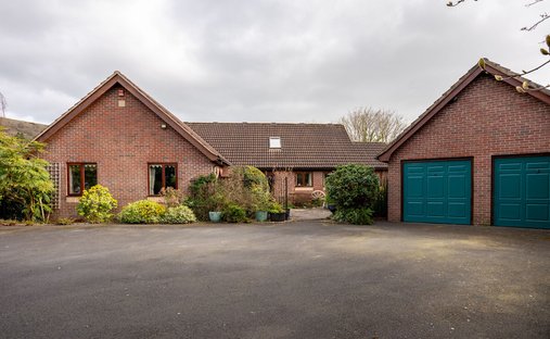 Bungalow in Upper Colwall, England 1