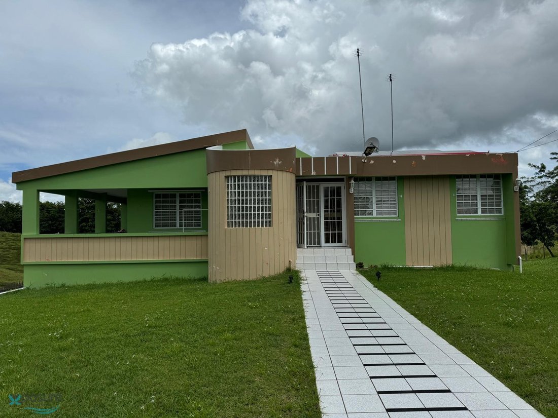 House in Camuy, Camuy, Puerto Rico 1 - 17755933