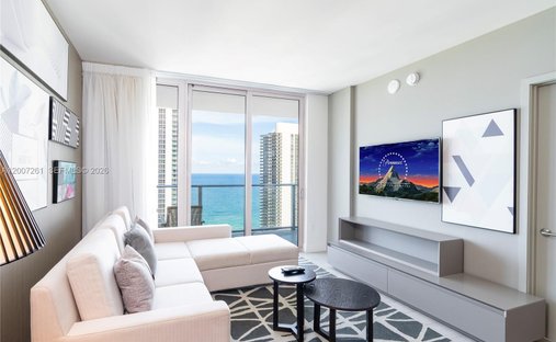 Condo in Hollywood, Florida, United States 1