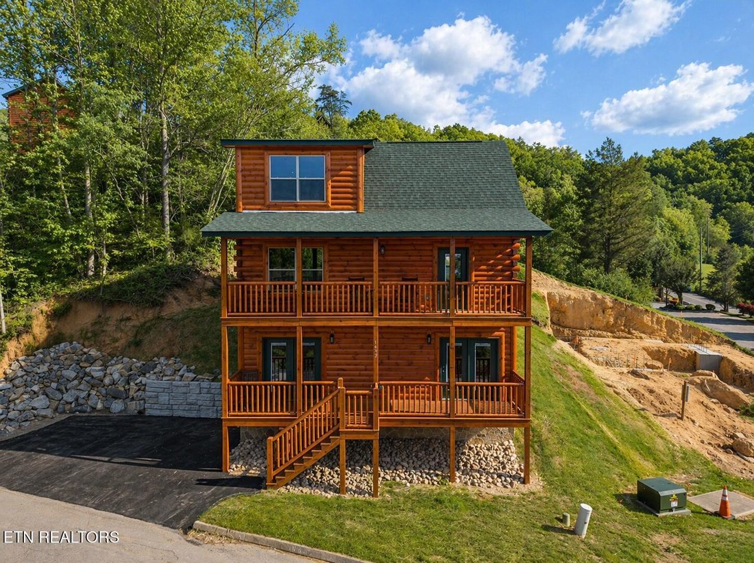 House in Sevierville, Tennessee, United States 1 - 17760602