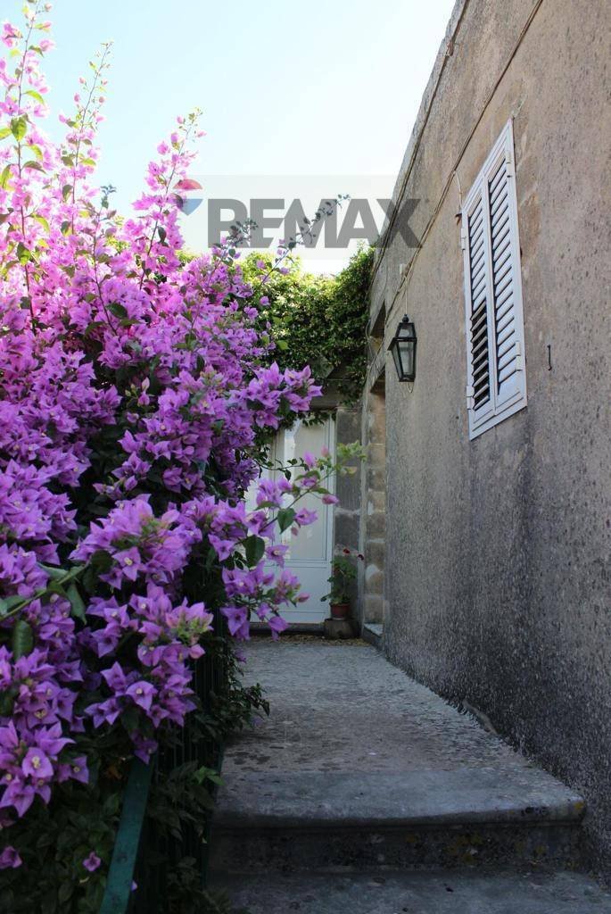 House in Chiaramonte Gulfi, Sicily, Italy 4 - 17044696