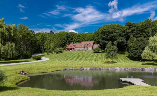 House in Charlotte, Vermont, United States 1