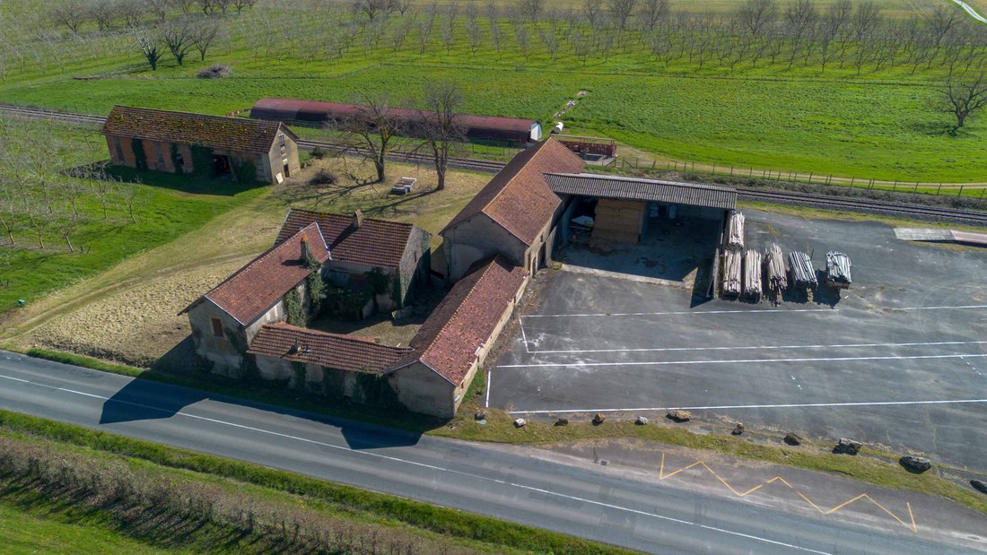 Domaine à Vézac, Nouvelle-Aquitaine, France 2 - 17762617