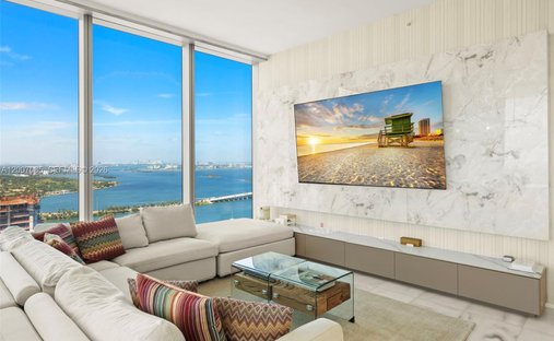 Condo in Miami, Florida, United States 1