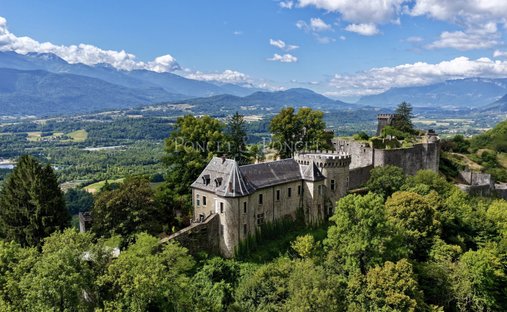 Castello a Saint-Pierre-d'Albigny, Auvergne-Rodano-Alpi, Francia 1