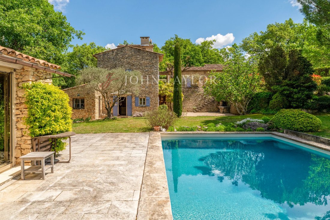 Country House in Gordes, Provence-Alpes-Côte d'Azur, France 2 - 17719970