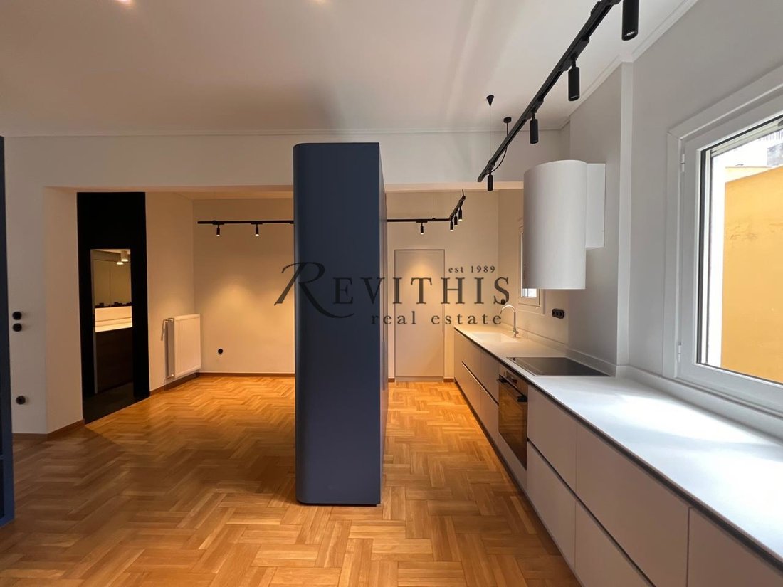 Apartment in Sunoikia Kolonakiou, 1st District of Athens, Athens 2 - 17755668
