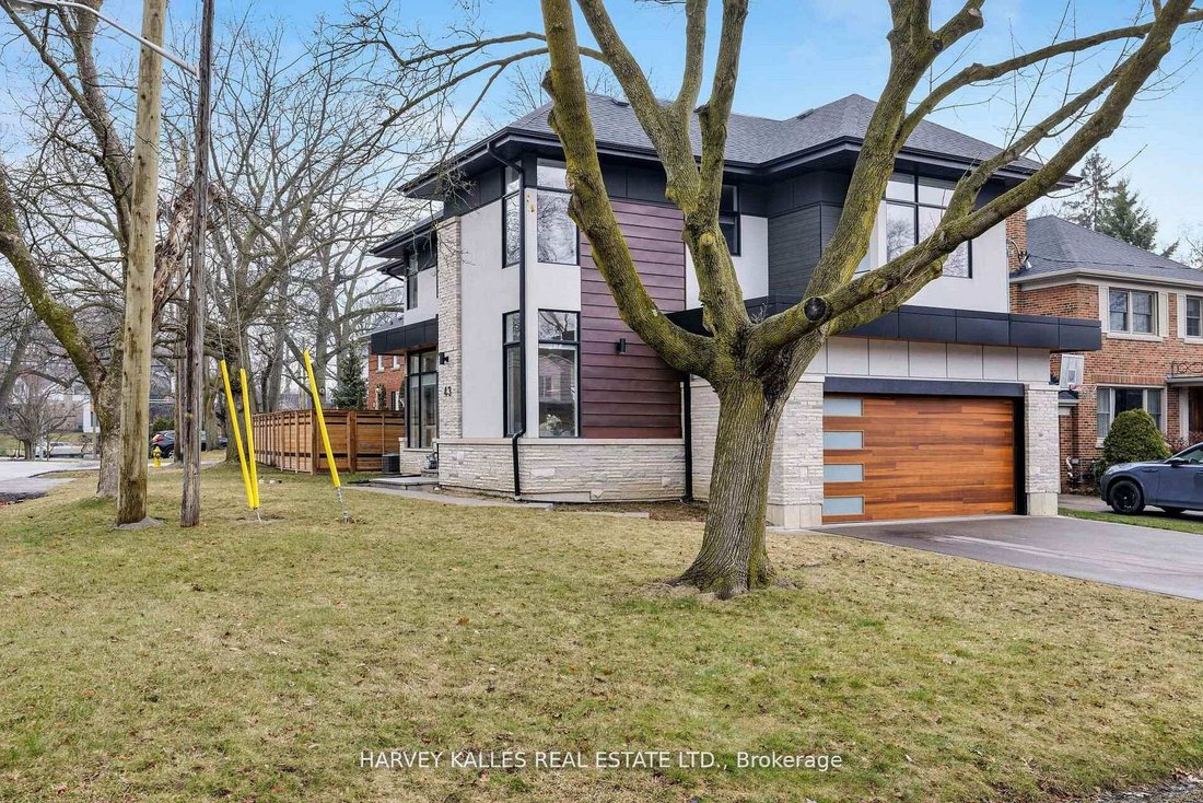 House in Toronto, Ontario, Canada 3 - 17761857