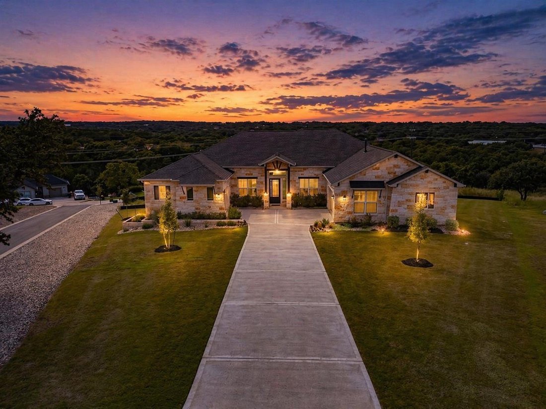 House in Liberty Hill, Texas, United States 1 - 17645632