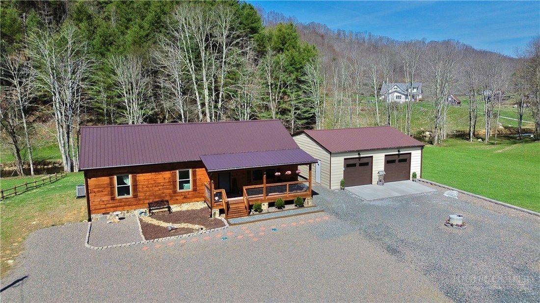 House in Creston, North Carolina, United States 1 - 17755159