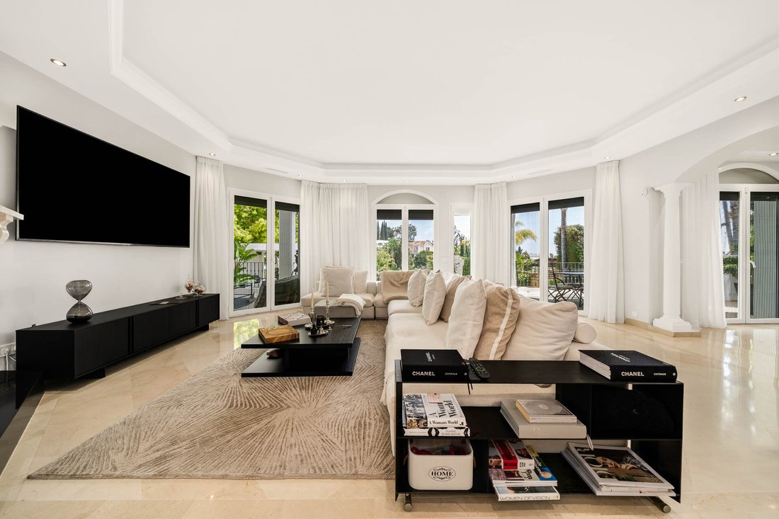 Villa in Nueva Andalucia, Marbella, Spain 5 - 17760021