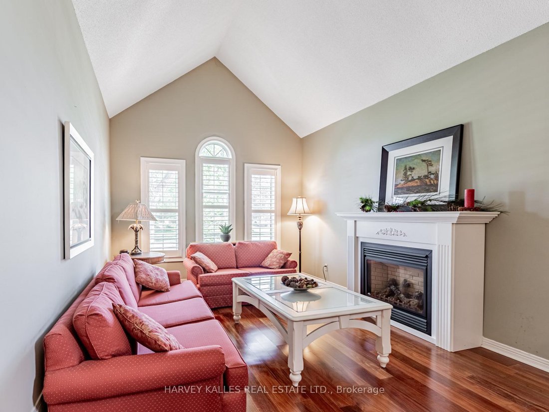 House in Whitby, Ontario, Canada 4 - 17761672