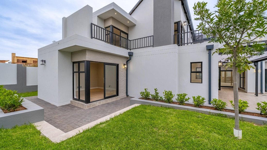 House in Olifantsfontein 410-JR, Gauteng, South Africa 3 - 16725467