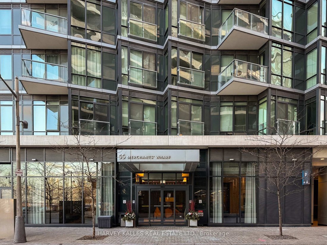Condo in Toronto, Ontario, Canada 3 - 17761347