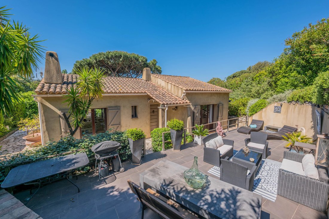 Villa in Basse Suane-Les Virgiles, Sainte-Maxime, France 1 - 17756672