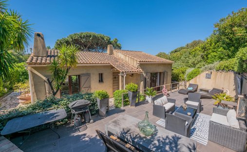 Villa in Basse Suane-Les Virgiles, Sainte-Maxime, France 1