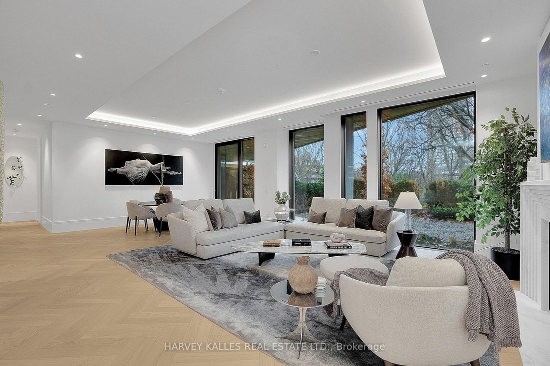 Condo in Toronto, Ontario, Canada 4 - 17761784