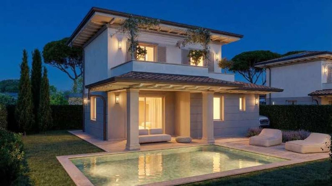 House in Tonfano, Pietrasanta, Italy 4 - 17758661