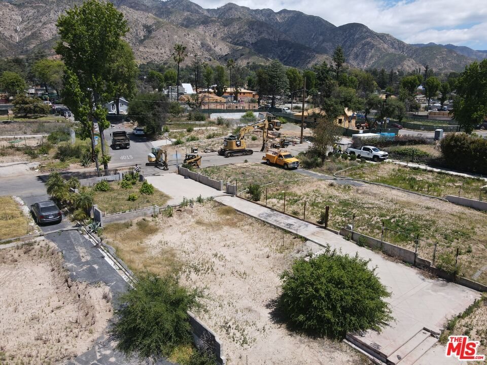 Land in Altadena, California, United States 2 - 17756426