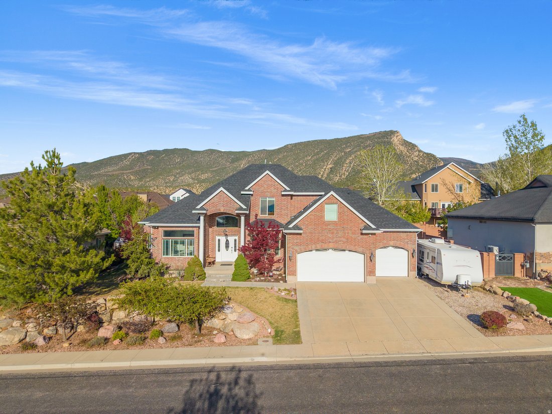 House in Cedar City, Utah, United States 2 - 17755465