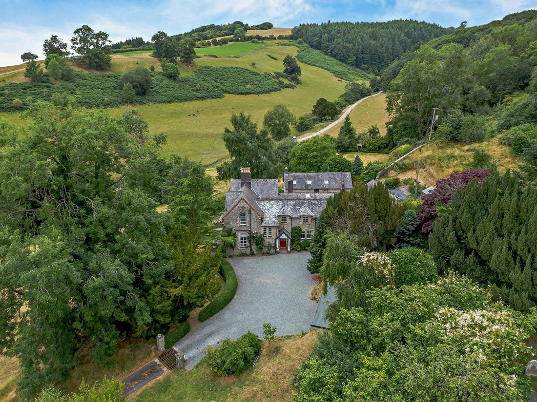 House in Shropshire, England 2 - 17755774